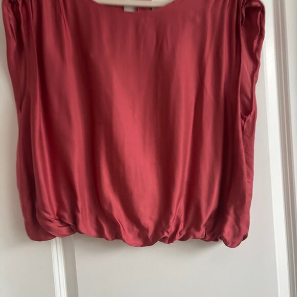 By Anthropologie Silky Boatneck Blouse Top Pink M Bubble Hem Elegant Classy EUC - Picture 7 of 10